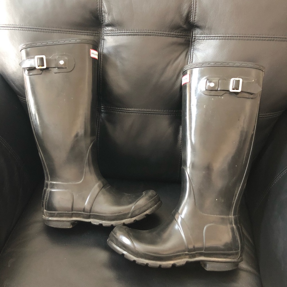 Black Hunter Boots - Picture 2 of 6